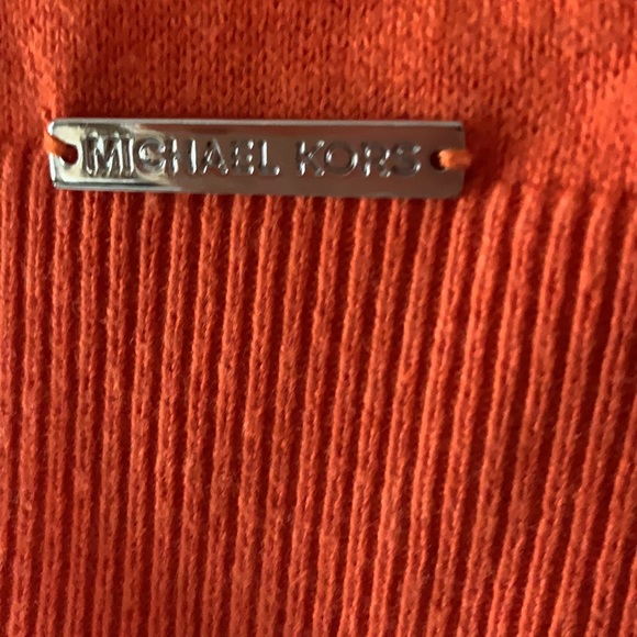 Michael Kors orange Vneck sweater - Picture 5 of 9